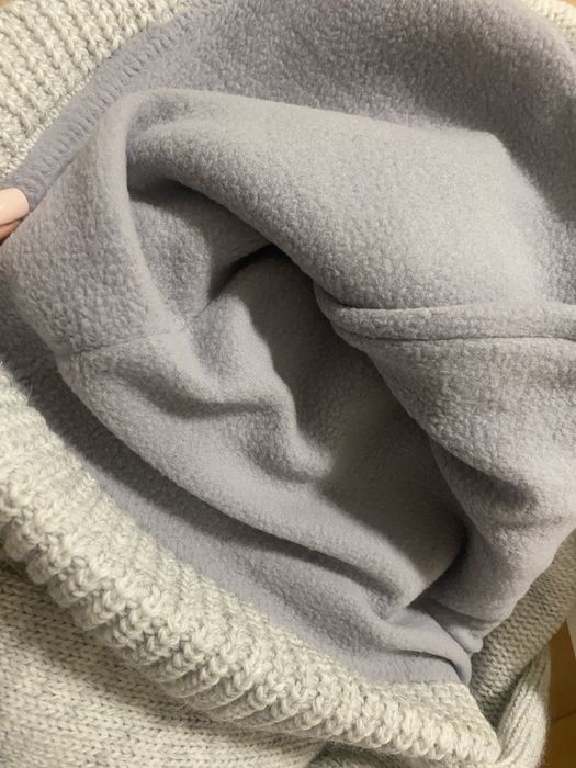 Капор вязаный на флисе