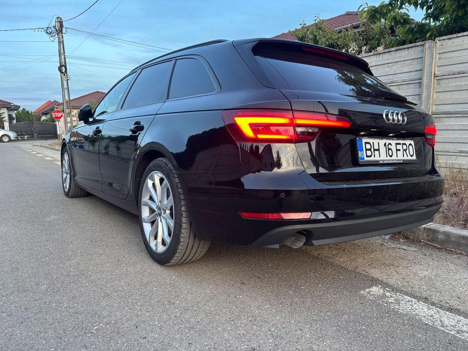 Audi A4 Limuzina