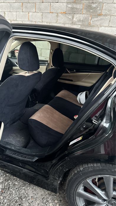 Машина Лексус