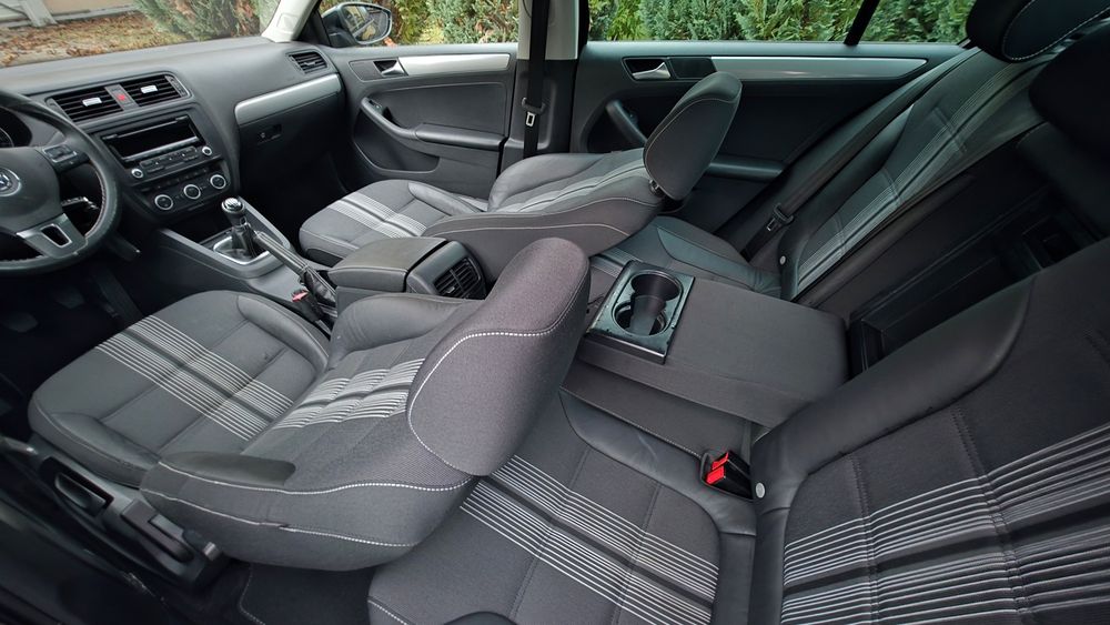 VOLKSWAGEN Jetta 2013 — imagine 4