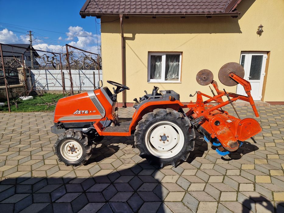 Tractor Kubota cu freză