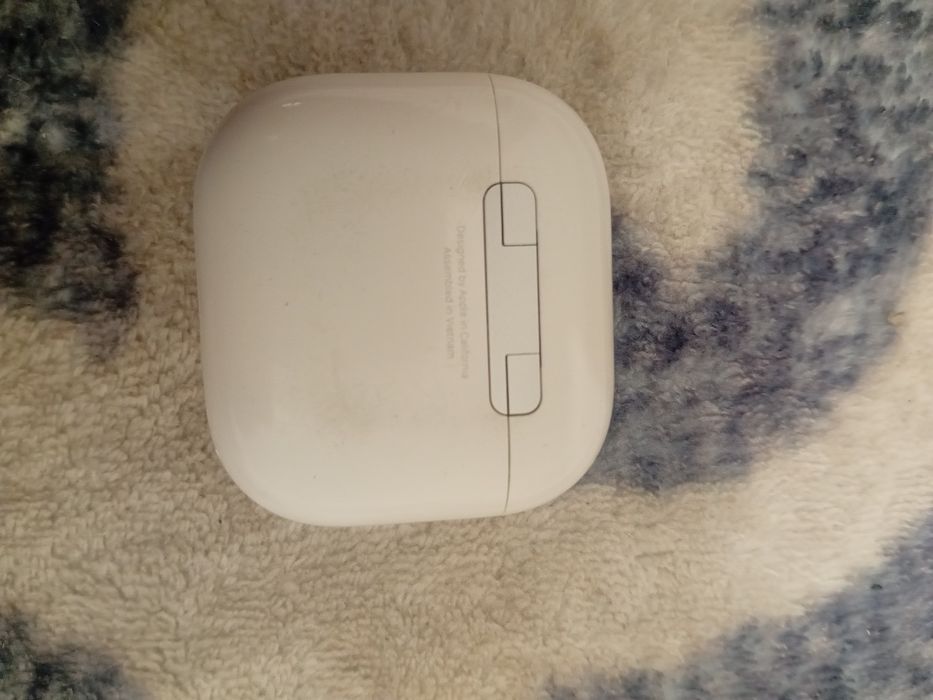 AirPods 3 поколения