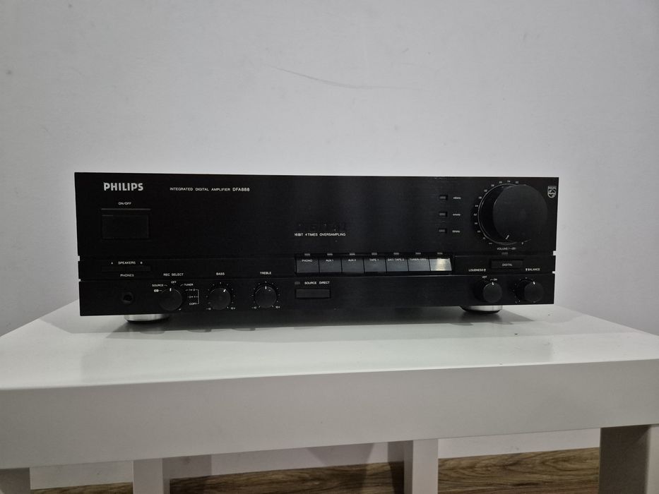 Philips DFA888 Amplificator Top