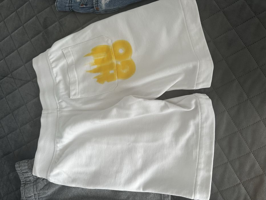 Къси панталони Zara, Hugo, Tommy Hilfiger, Reserved