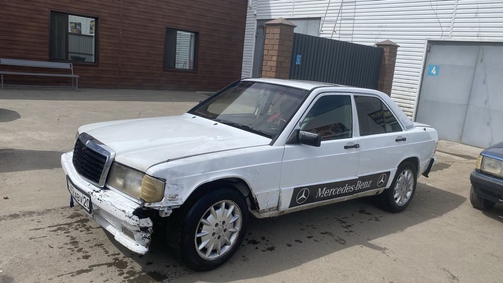 Мерседес 190 w201