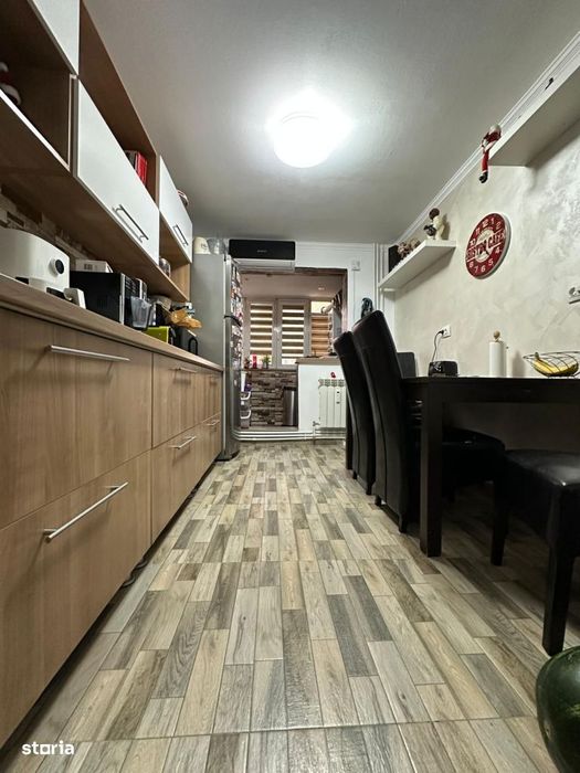 Apartament 4 camere | Calea Mosilor | 82 mp | Centrala proprie | Loc d