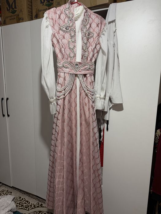 Көйлек жилеткасымен