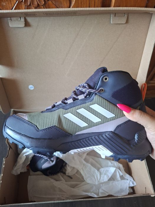 ЧИСТО НОВИ Adidas Terrex 39 1/3 (24.5 см) - Добрич