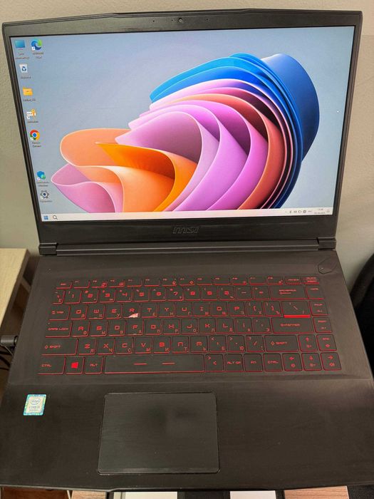 игровой ноут MSI GF63 Thin 95C MS-16R3
