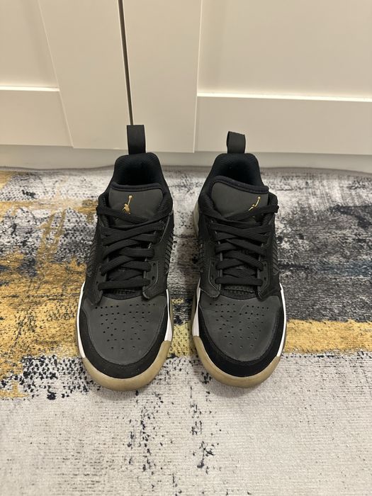 Nike Air Jordan 270 Mash “Black Gold”