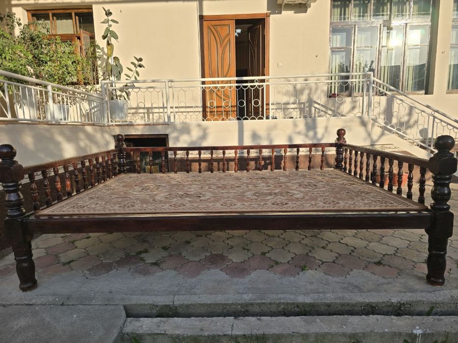 Yozgi salqin dam olish uchun kravat tahtadan Uzunligi 3.13 Eni 2.18