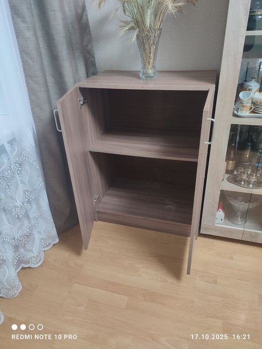 Продам тумбу в хорошем состоянии