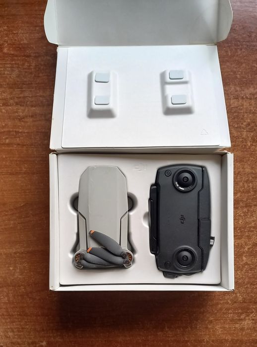 Продам дрон DJI мини SE