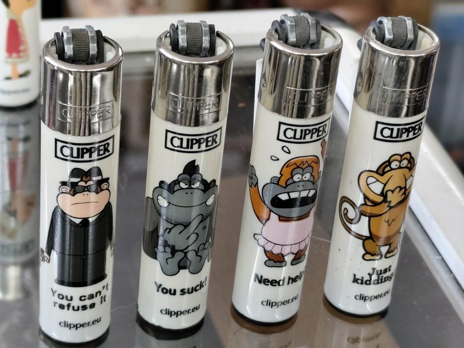 Големи запалки clipper