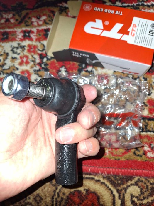 Наконечник рулевой тяги CTR