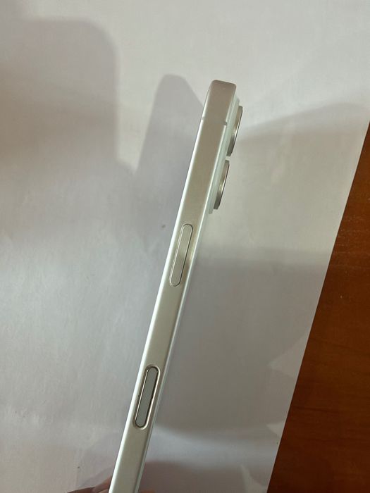 Iphone 16 128gb white