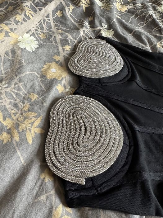 Рокля със сребърни мотиви