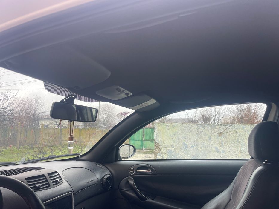 Vând Alfa Romeo 147