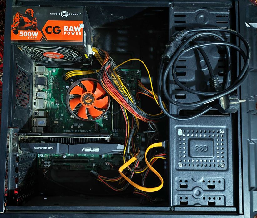COMPUTER I5 7400 [4x4] sotiladi