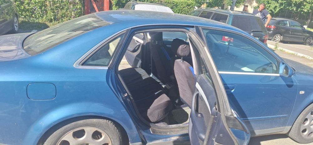 AUDI A4 2001 — imagine 2