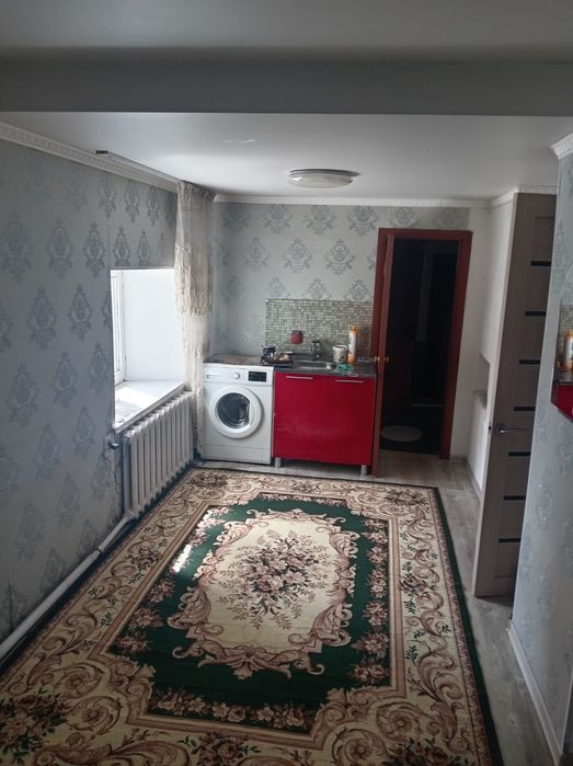 Продам дом  район магазин Казахстан