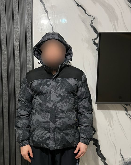 Есть куртки новые оригинальные