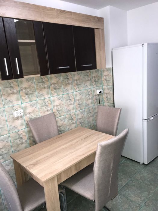 Inchiriez apartament cu o camera in Bistrita