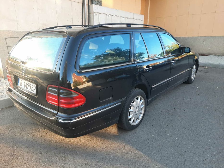 Мерцедес е320 2001 г.