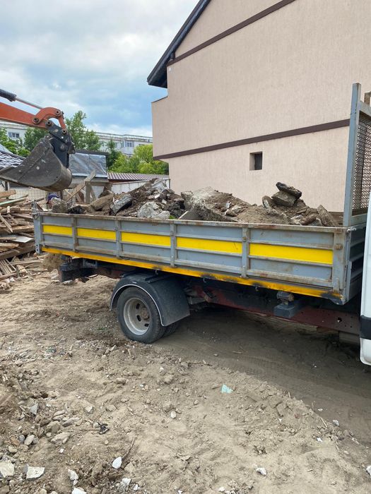 Demolari : case/pereti , Decopertari : gresie/faianta ,Transport Moloz
