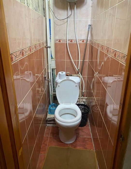 Каракамиш 1/4. Жомий бозор якин  Срочно 3/2/4 350$