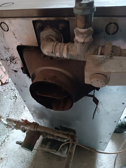 Котел на дърва и твърдо гориво