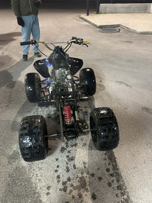 Продавам атв 200 кубика