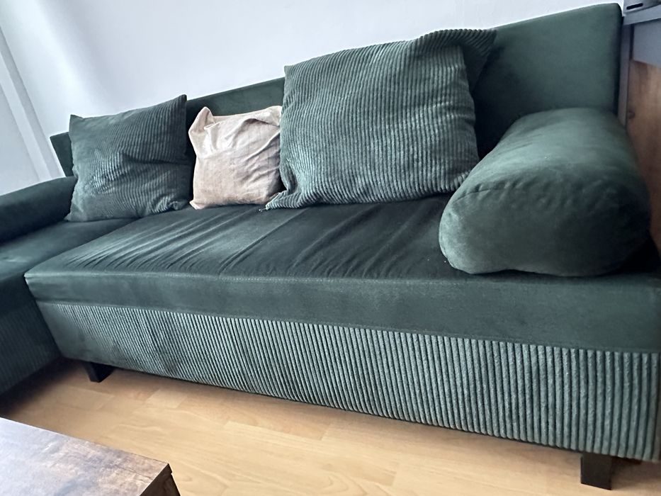 Coltar, ca nou - verde smarald