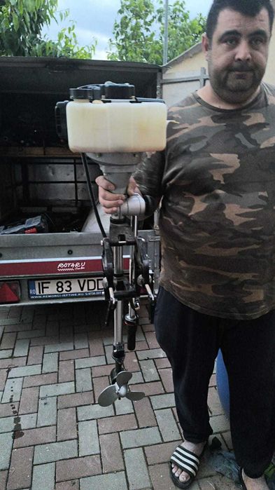 motor auxiliar pe benzina pentru barci (nou)