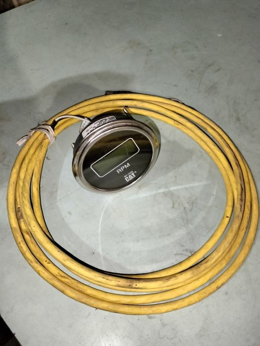 Электронный Тахометр частоты вращения двигателя Caterpillar(CAT)