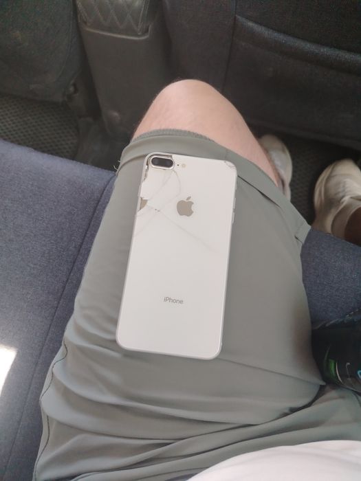 Продам срочно iphone 8plus