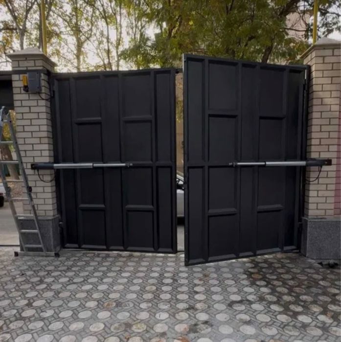 Установка распашные ворота и ремонт