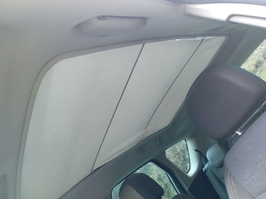 Продавам Опел мерива б 2011г на части