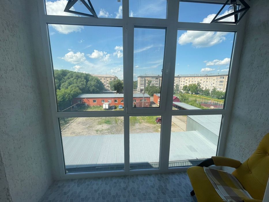 Продам 3к евро ЖК Кристал 4/5