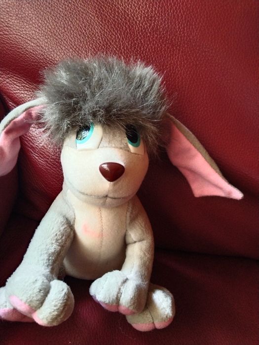 Мягкие игрушки в количестве 5 штук.