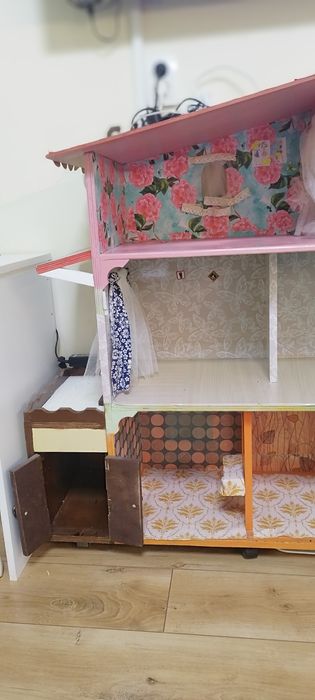 Детска къща за кукли