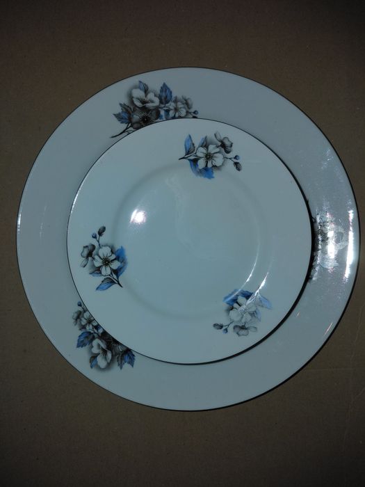 Перфектен винтидж сервиз за торта. Стар български порцелан