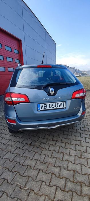 Vând Renault koleos