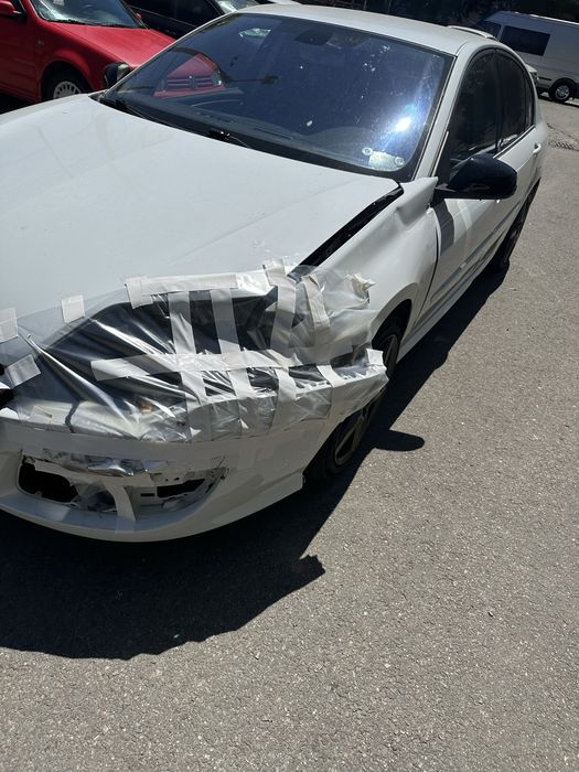 Renault laguna 3 avariat