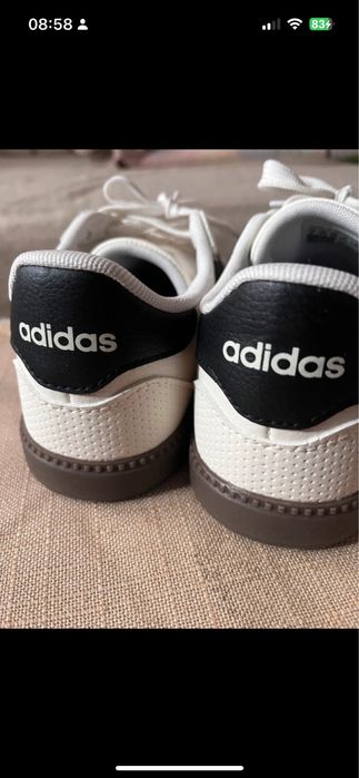 Sneakers Adidas noi