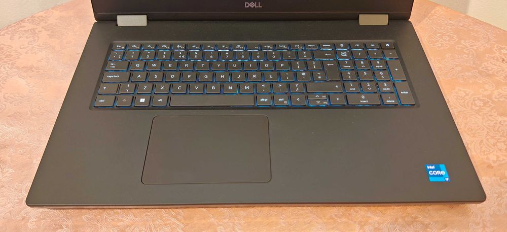 Dell Precision 7780/Core i7-13850HX/RTX Ada 3500 12GB/32GB RAM/1TB SSD