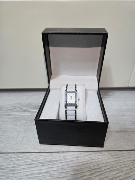 Женские часы Rado