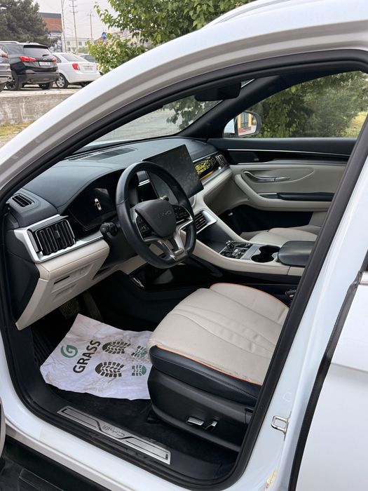 BYD chempion 605 km 2023 yil  tozza yumshoq bolon parok qoyilgan