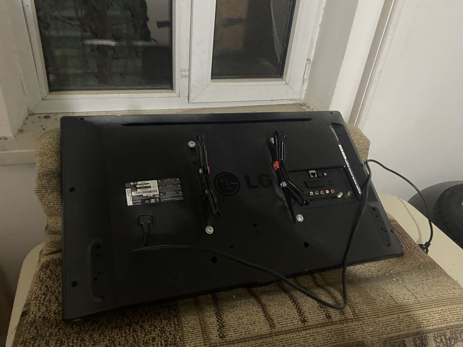 Телевизор LG…………………..
