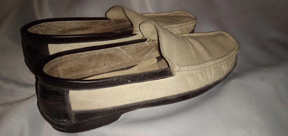 Продаются мужские туфли